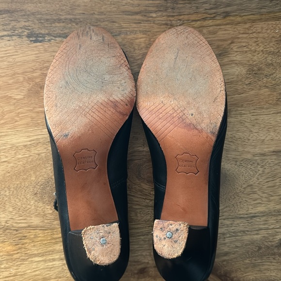 Capezio Black Character Shoes/Heels - 7.5 - Picture 7 of 10